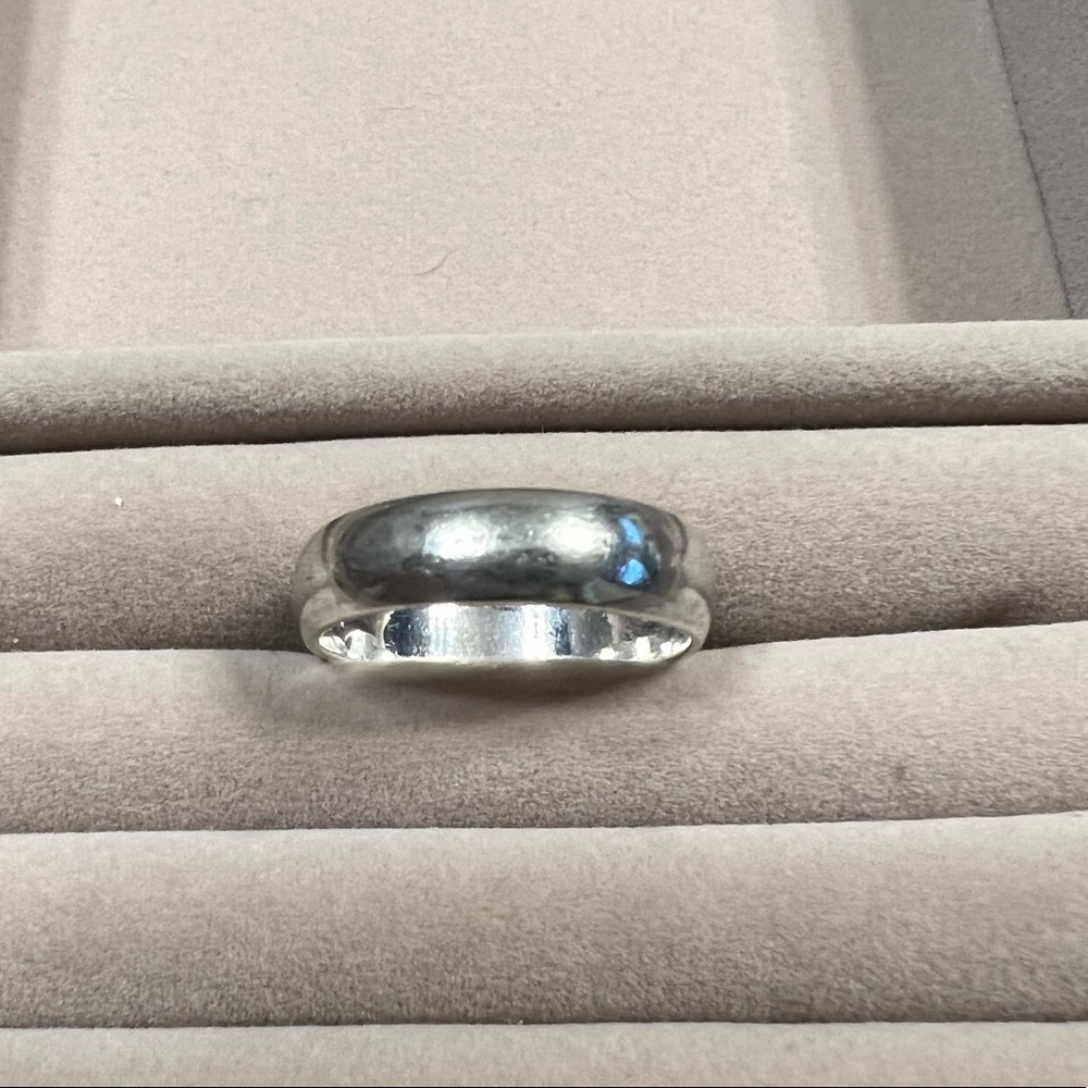 Sterling Silver Band Ring NF 925